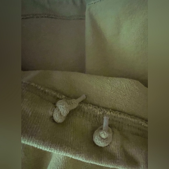 💛👚👕GAP Mustard Yellow Gold Pullover Hoodie Sweatshirt NEW - Picture 2 of 4